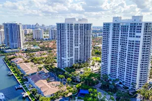 21050 Point Pl, Aventura, FL 33180 - Photo 5