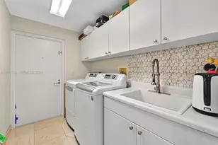 21050 Point Pl, Aventura, FL 33180 - Photo 39