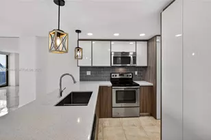 600 NE 36th St, Miami, FL 33137 - Photo 19