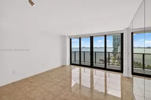 600 NE 36th St, Miami, FL 33137 - Photo 11