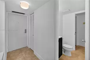 600 NE 36th St, Miami, FL 33137 - Photo 25