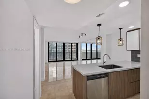 600 NE 36th St, Miami, FL 33137 - Photo 21