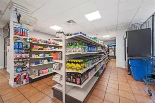 600 NE 36th St, Miami, FL 33137 - Photo 35