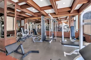 600 NE 36th St, Miami, FL 33137 - Photo 37
