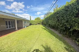 8820 SW 43rd Terrace, Miami, FL 33165 - Photo 17