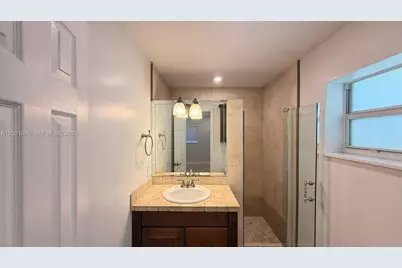 8820 SW 43rd Ter, Miami, FL 33165 - Photo 9