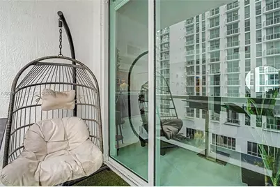 253 NE 2nd St #1608, Miami, FL 33132 - Photo 13