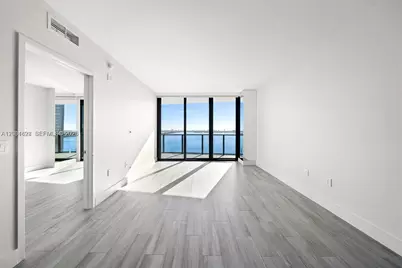 460 NE 28th St #2707, Miami, FL 33137 - Photo 5