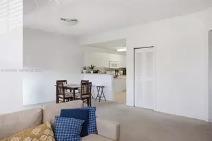 11102 NW 83rd St, Doral, FL 33178 - Photo 7
