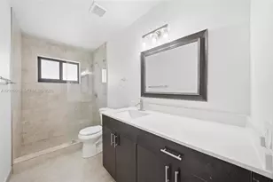 7200 W 12th Ave, Hialeah, FL 33014 - Photo 35