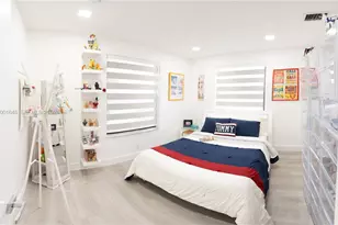 308 NW 2nd Ave, Hallandale Beach, FL 33009 - Photo 25