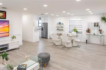 308 NW 2nd Ave, Hallandale Beach, FL 33009 - Photo 9