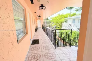 1551 NE 8th St, Homestead, FL 33033 - Photo 7