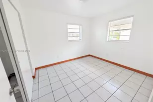1551 NE 8th St, Homestead, FL 33033 - Photo 5