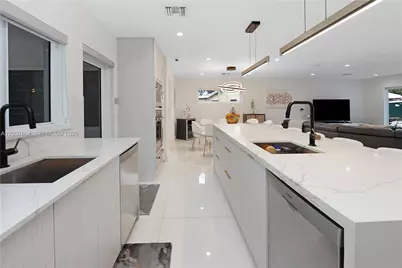 1220 Azalea Cres, Hollywood, FL 33019 - Photo 19