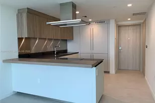 1000 Brickell Plaza, Miami, FL 33131 - Photo 3