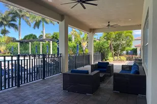8913 W 35th Way, Hialeah, FL 33018 - Photo 21