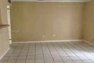 10383 N Kendall Dr, Miami, FL 33176 - Photo 13