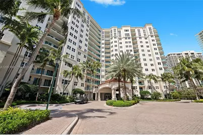 20000 E Country Club Dr #314, Aventura, FL 33180 - Photo 7
