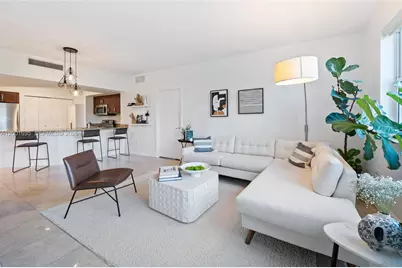 20000 E Country Club Dr #314, Aventura, FL 33180 - Photo 11