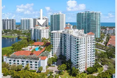 20000 E Country Club Dr #314, Aventura, FL 33180 - Photo 35