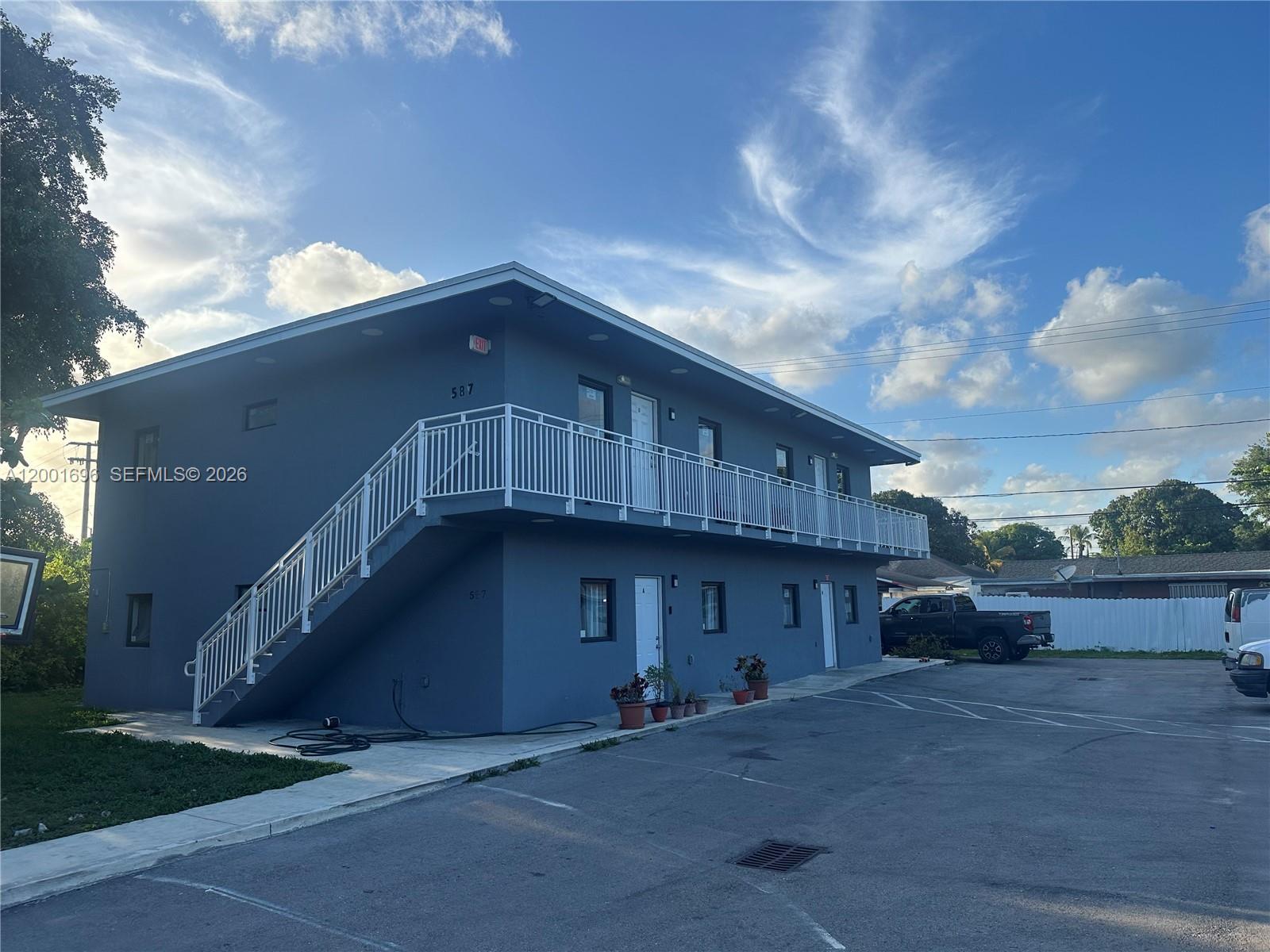 587 NW 100th St #C - 587 NW 100th St #C, Miami, FL 33150 Luxury Property | Jose Angel Pina