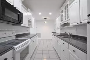 11111 SW 78th Ct, Pinecrest, FL 33156 - Photo 9
