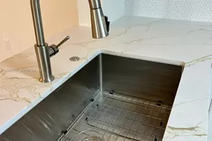 [Address not provided], Fort Lauderdale, FL 33301 - Photo 7