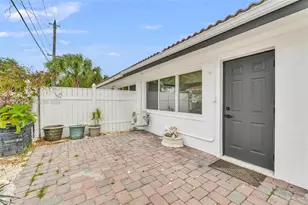 1611 NE 50th Ct, Fort Lauderdale, FL 33334 - Photo 11