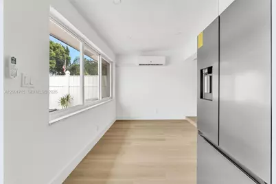 1611 NE 50th Ct #4, Fort Lauderdale, FL 33334 - Photo 3