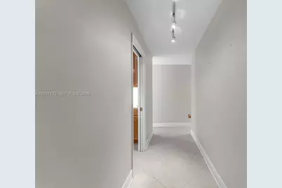 11401 SW 102nd Ave, Miami, FL 33176 - Photo 17