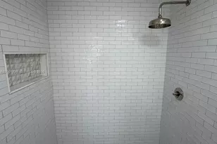 2900 NE 30th St, Fort Lauderdale, FL 33306 - Photo 19