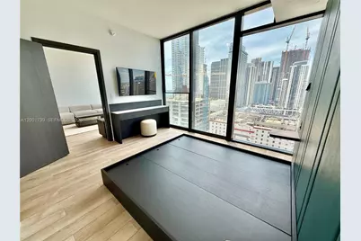 20 NE 11th St #2809, Miami, FL 33132 - Photo 11