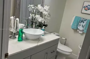 1425 NW 124th Ave, Pembroke Pines, FL 33026 - Photo 11