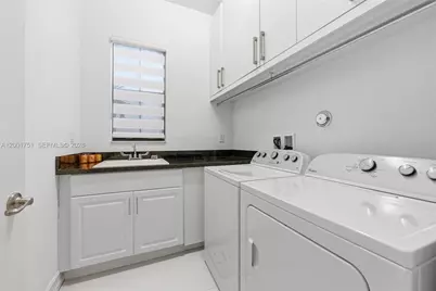 9220 E Meridian Dr, Parkland, FL 33076 - Photo 41