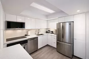 16565 NE 26th Ave, North Miami Beach, FL 33160 - Photo 9