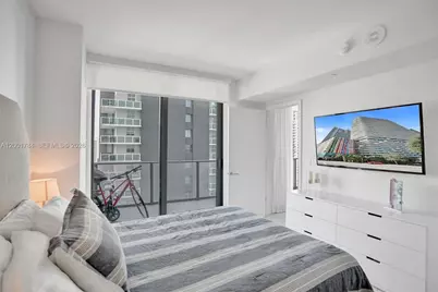 1300 S Miami Ave #3111, Miami, FL 33130 - Photo 9
