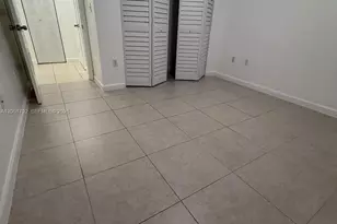 1300 NE 109th St, Miami, FL 33161 - Photo 5