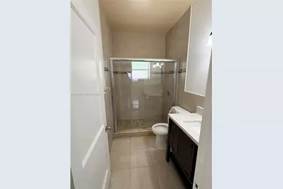 1560 NW 25th Ave #1, Miami, FL 33125 - Photo 17
