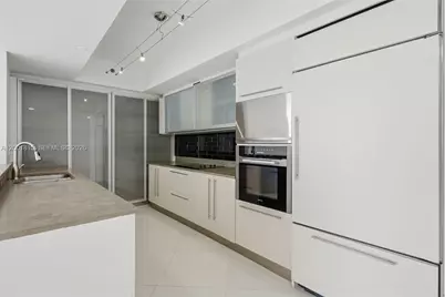 450 Alton Rd #2704, Miami Beach, FL 33139 - Photo 7