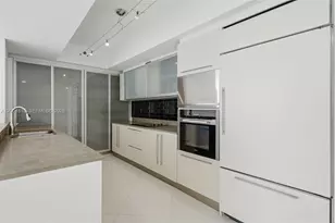 450 Alton Rd, Miami Beach, FL 33139 - Photo 7
