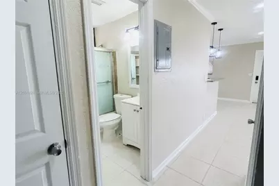 131 NW 57th St #131, Oakland Park, FL 33309 - Photo 9