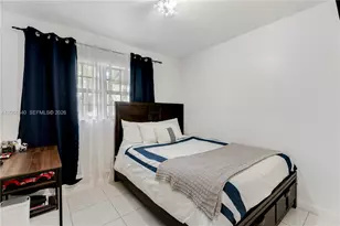 9771 Martinique Dr, Cutler Bay, FL 33189 - Photo 13