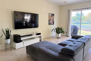 1006 Sunflower Cir, Weston, FL 33327 - Photo 9