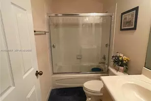 1006 Sunflower Cir, Weston, FL 33327 - Photo 17