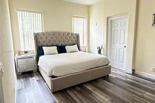 1006 Sunflower Cir, Weston, FL 33327 - Photo 11