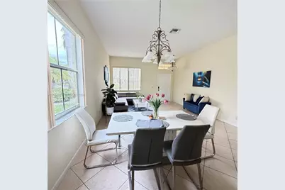 1006 Sunflower Cir, Weston, FL 33327 - Photo 7