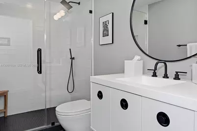 9 Island Ave #407, Miami Beach, FL 33139 - Photo 17