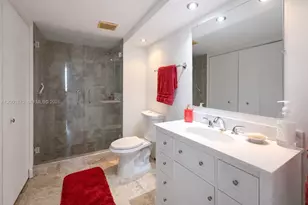 19707 Turnberry Way, Aventura, FL 33180 - Photo 9
