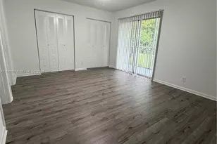 800 SW 131st Ave, Pembroke Pines, FL 33027 - Photo 11
